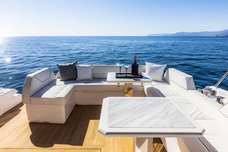 Rio Yachts Sport Coupe 56, cockpit Rio Yachts Sport Coupe 56, cockpit