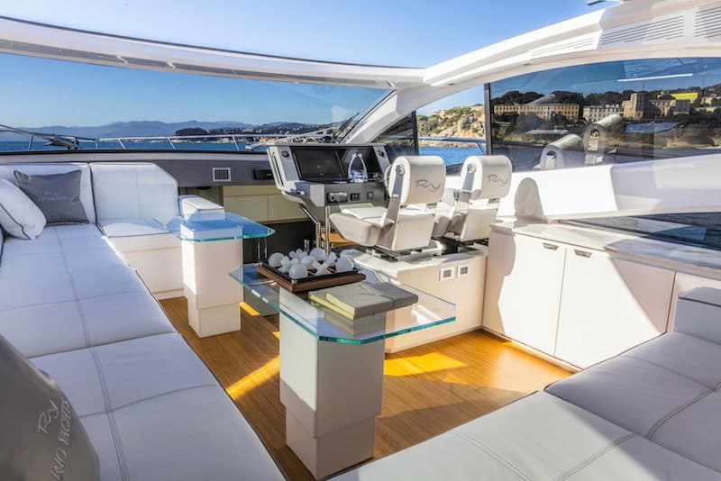 Rio Yachts Sport Coupé 56, dinette Rio Yachts Sport Coupé 56, dinette
