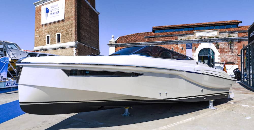 Ecolux 850 Hybrid Salon Nautique de Venise