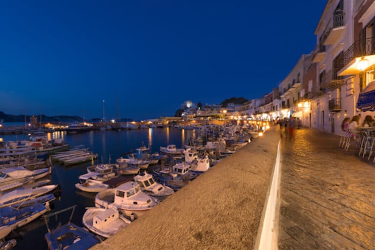 Ponza la nuit