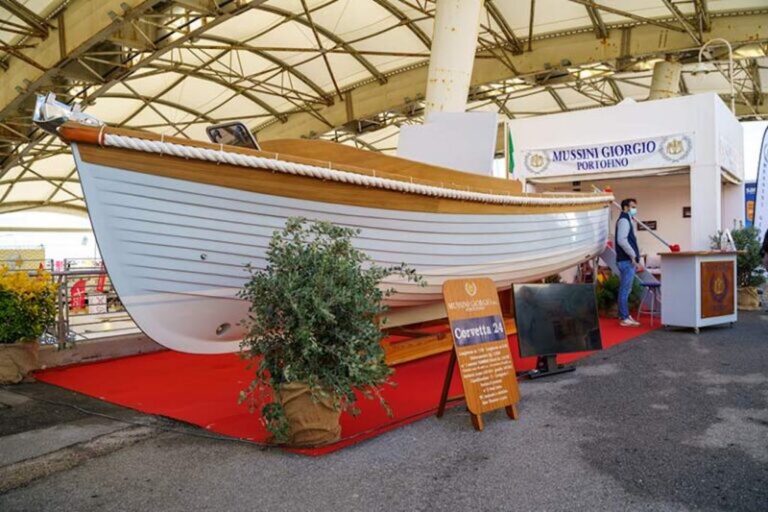 corvetta 24 salon nautiquee