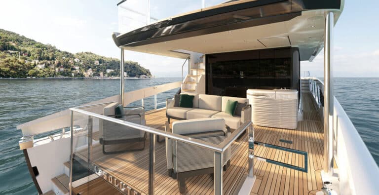 absolute-yachts-navetta-75-extérieurs