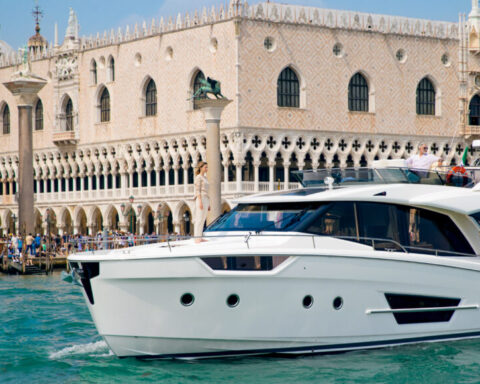Greenline Yachts Salon Nautique de Venise
