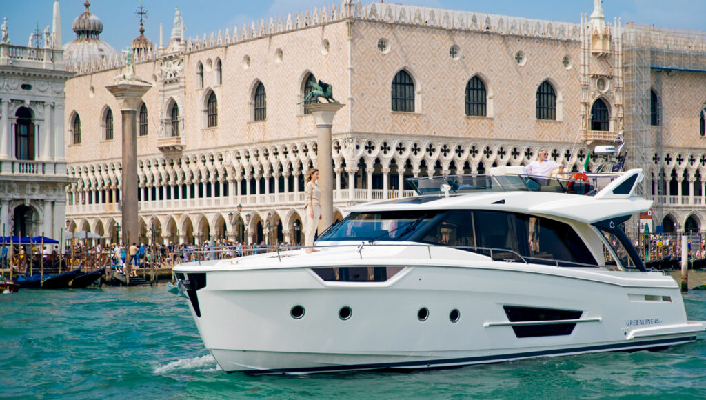 Greenline Yachts Salon Nautique de Venise