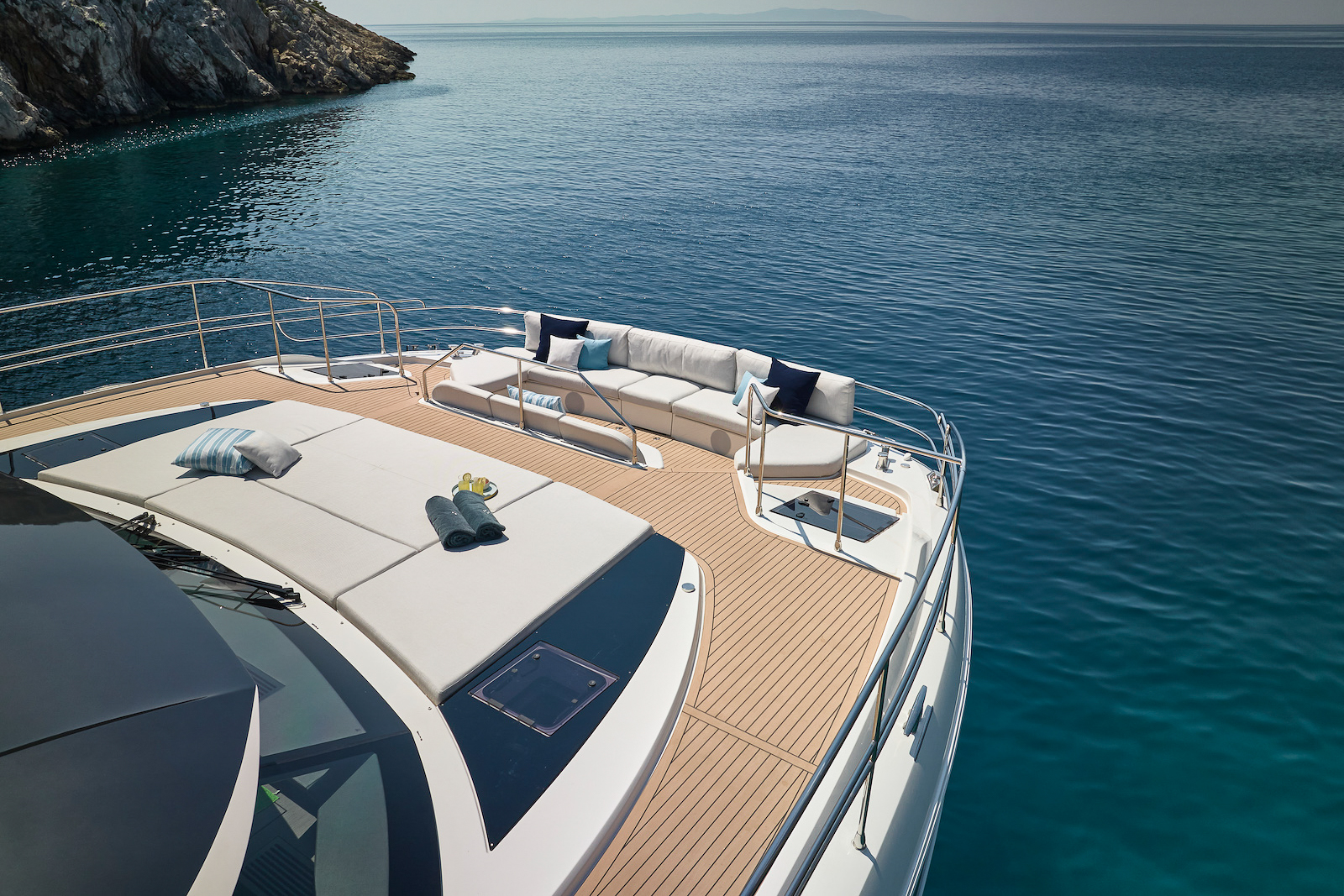 Prestige yachts solarium