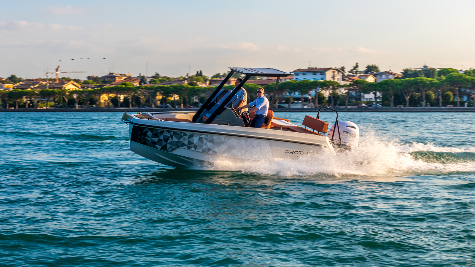 PROTAGON 20 by Selva Marine, l’essai en mer: une navigation sportive et versatile