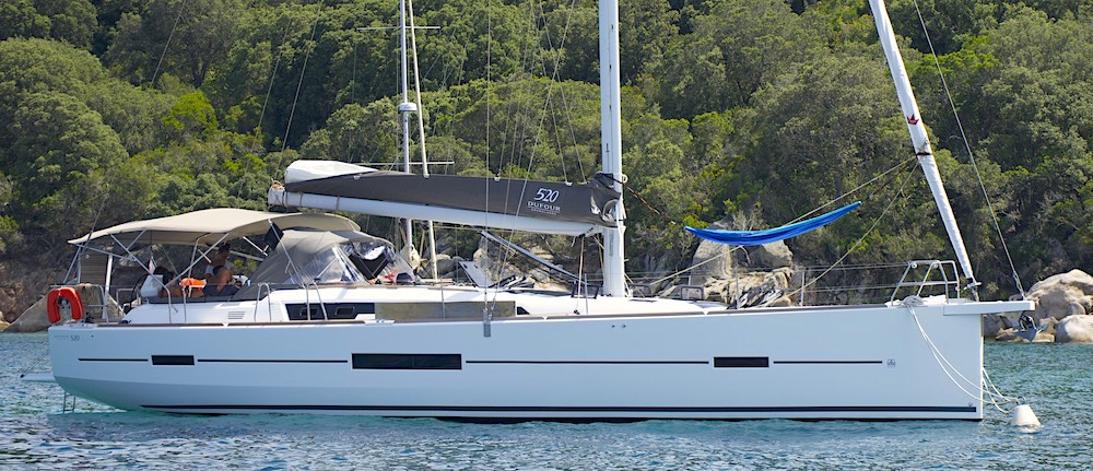 Dufour 520 Grand Large perd une hélice