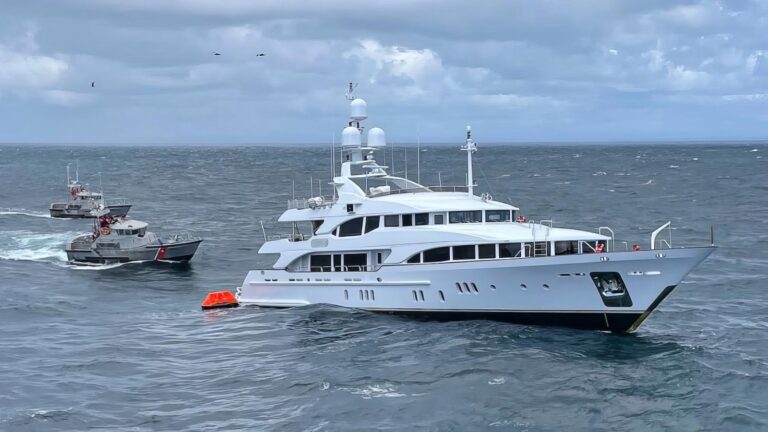 Shipwreck MY Domani Cover