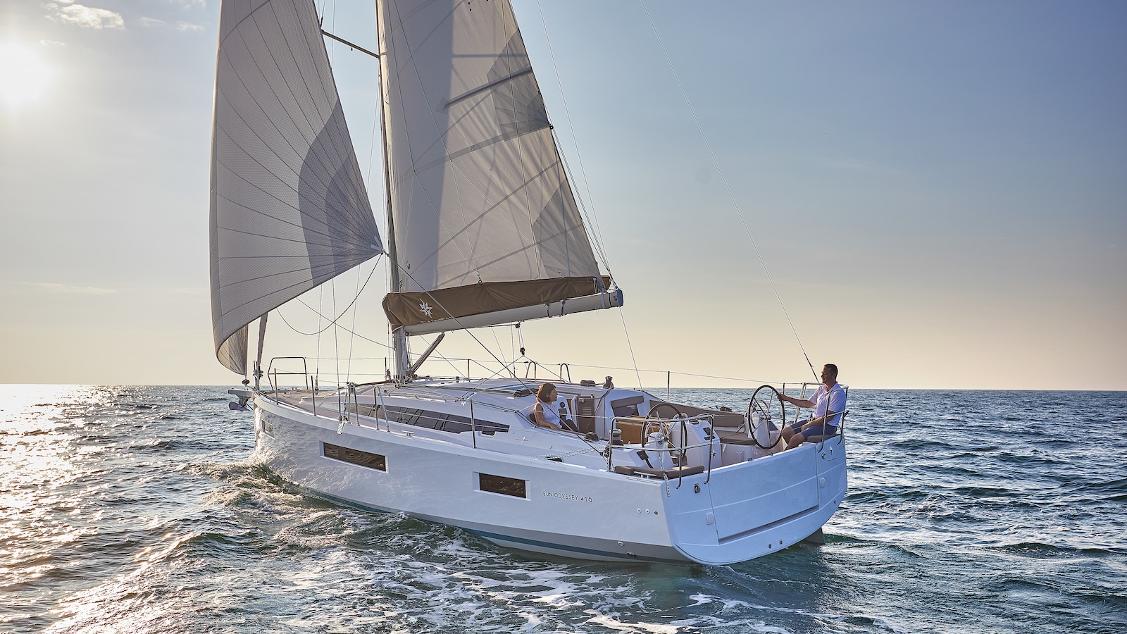 Jeanneau Sun Odyssey 410 vue arrière