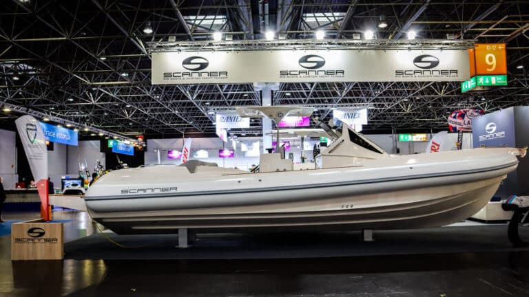 Scanner Marine au Boot