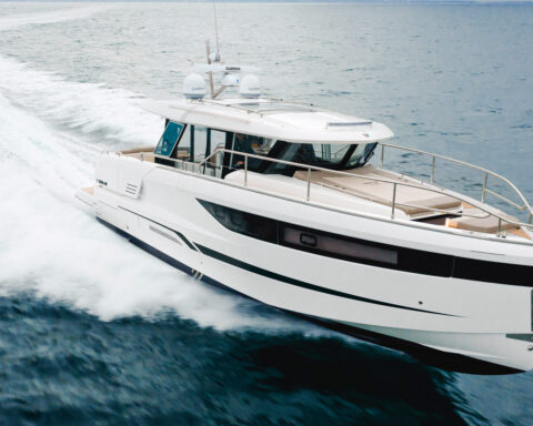 Wellcraft 435