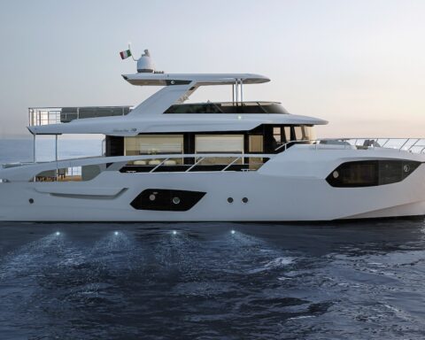 Absolute Navetta 70