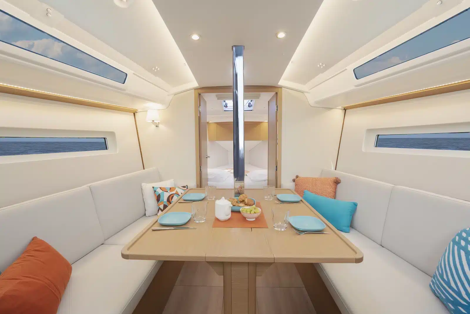 Jeanneau Sun_Odyssey_350-intérieur