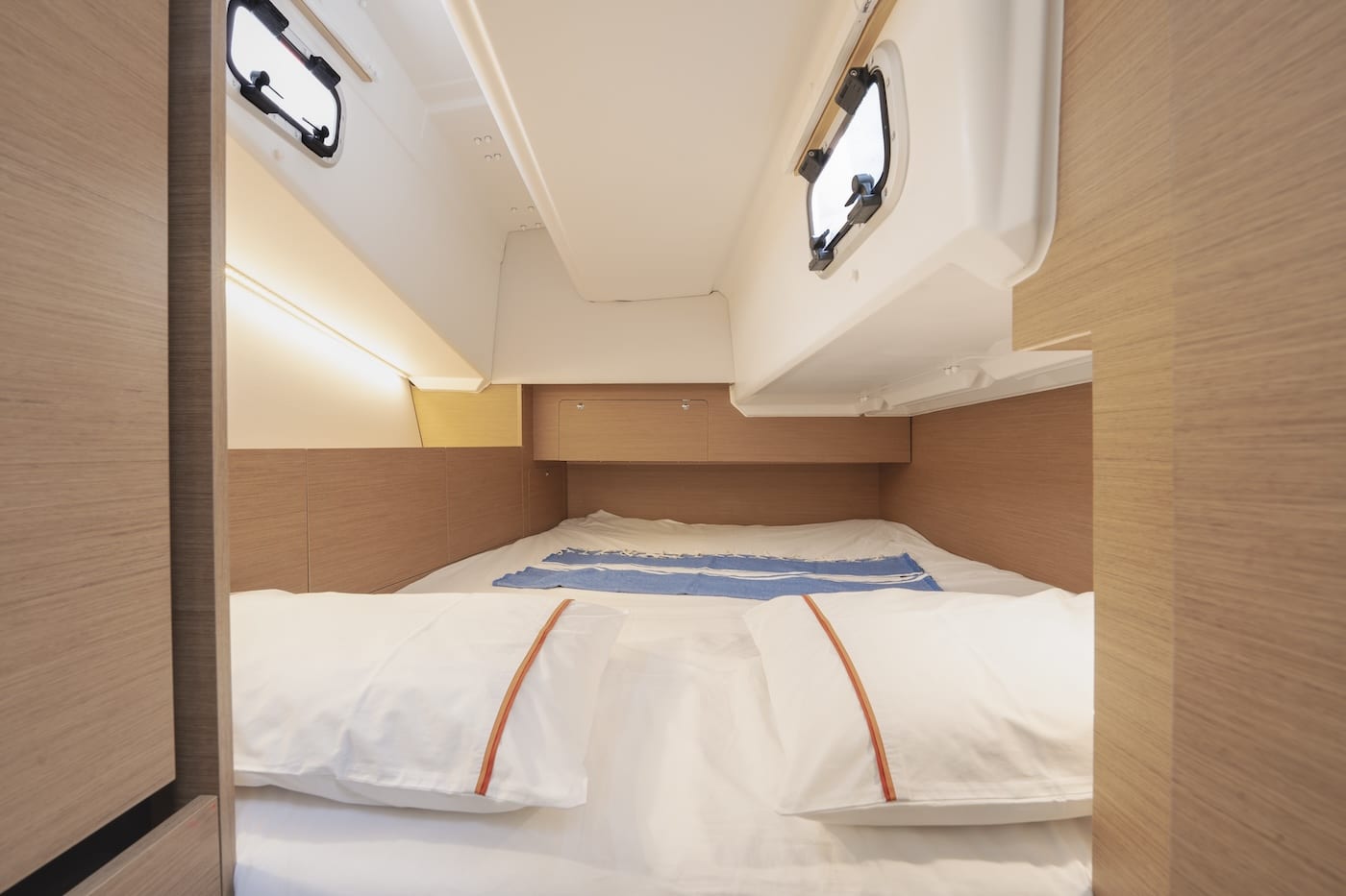 Jeanneau Sun Odyssey 350 cabine arrière