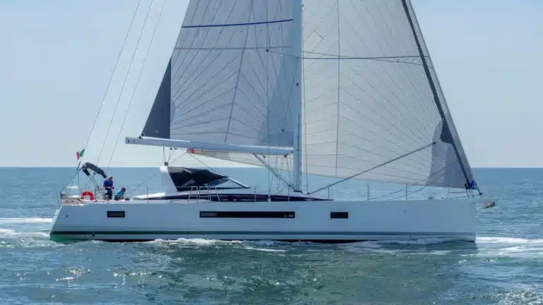 JEANNEAU-YACHTS-65