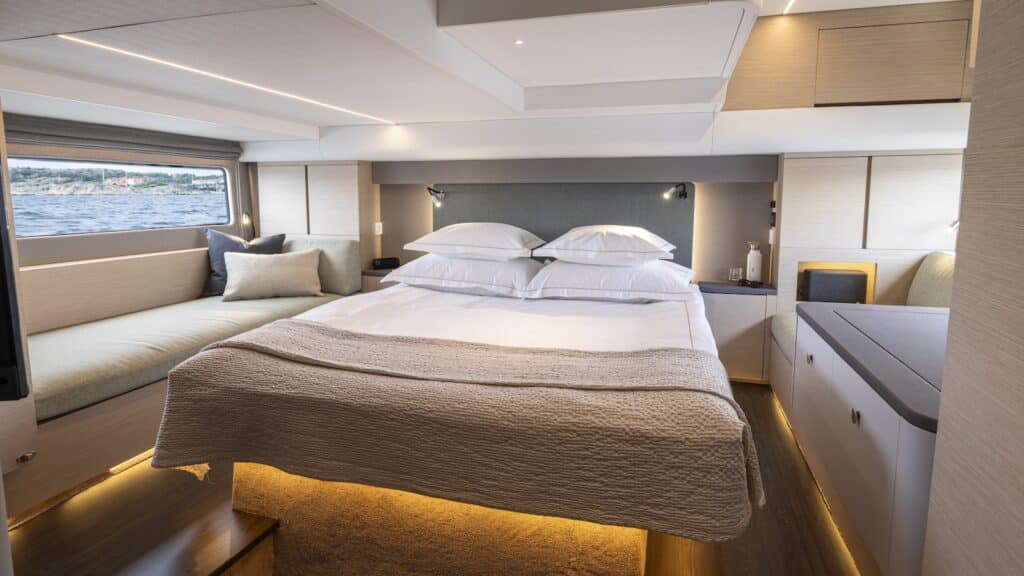 Nimbus 495 Flybridge cabine propriétaire