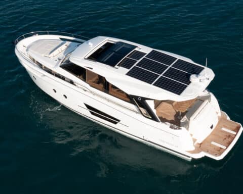 Greenline-yachts-panneaux-solaires