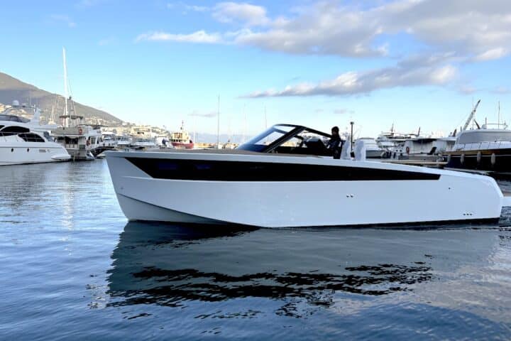 luxia monaco 375 photo