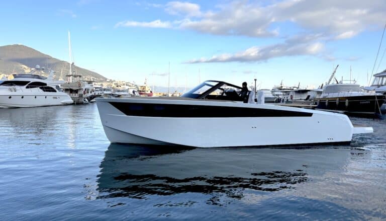 luxia monaco 375 photo