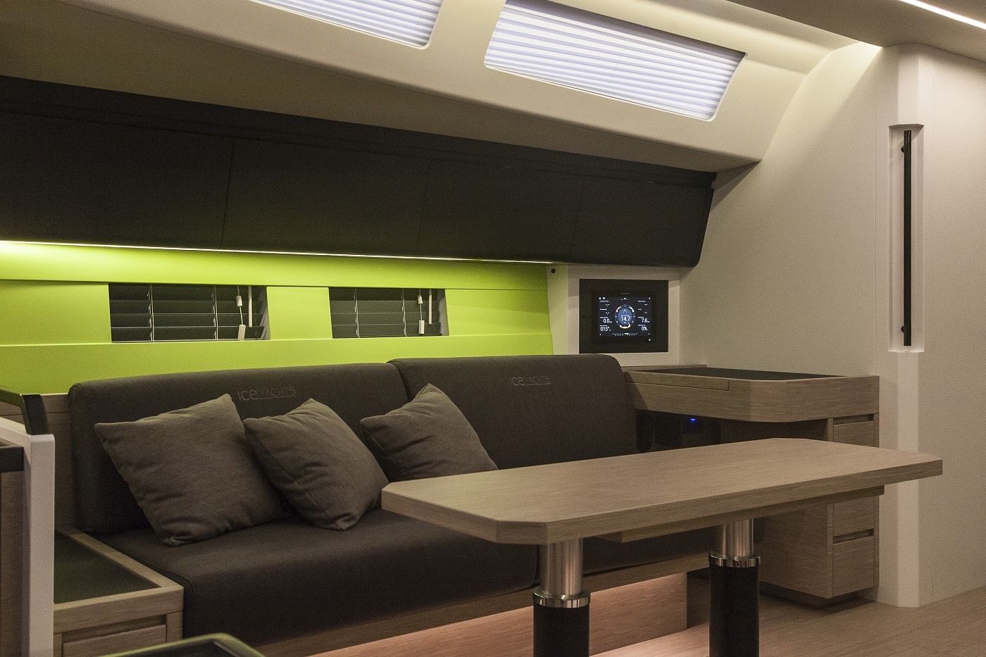 ICE 62 st TABLE ICE 62 st TABLE