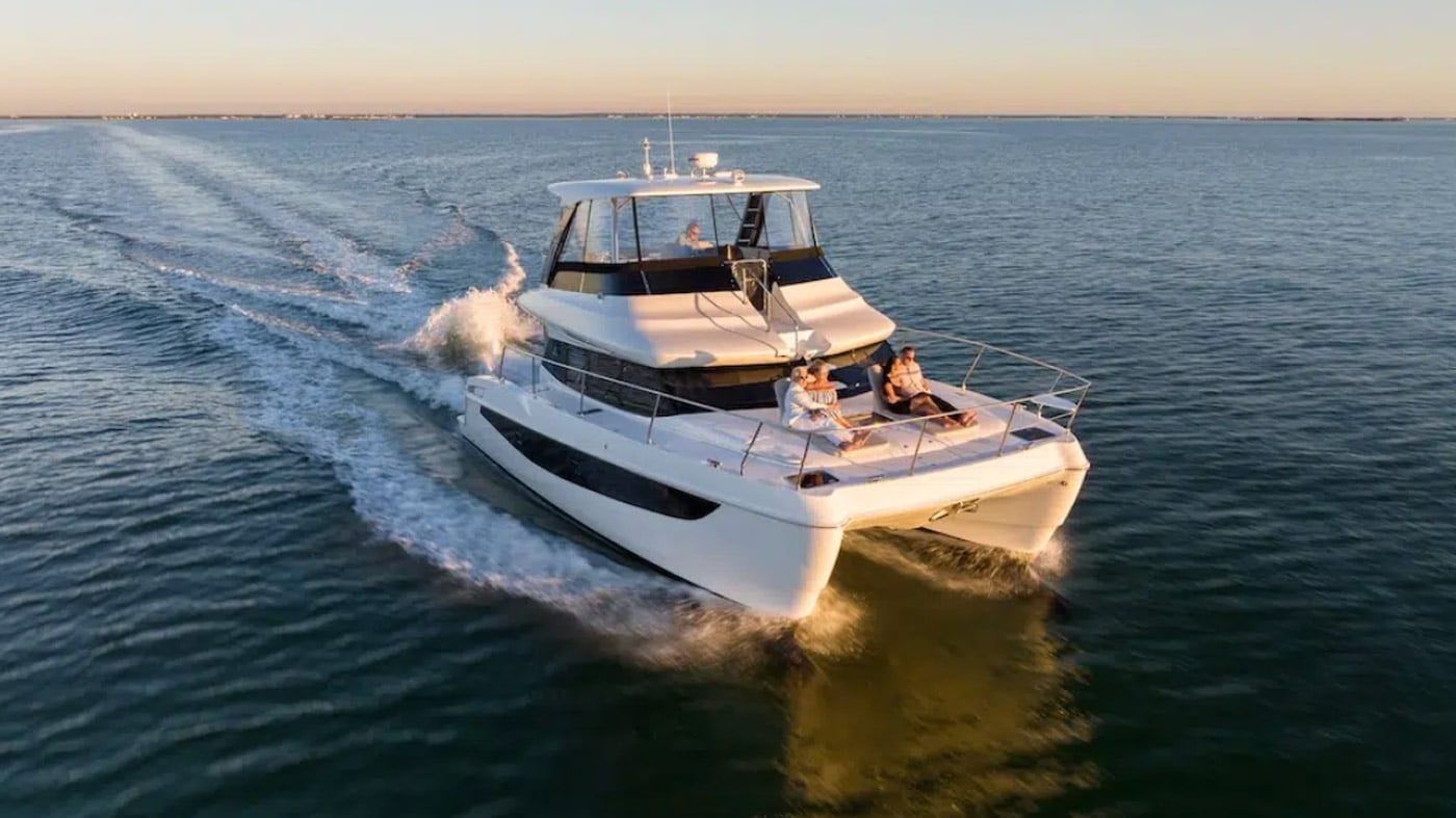 aquila-power-catamarans-fr