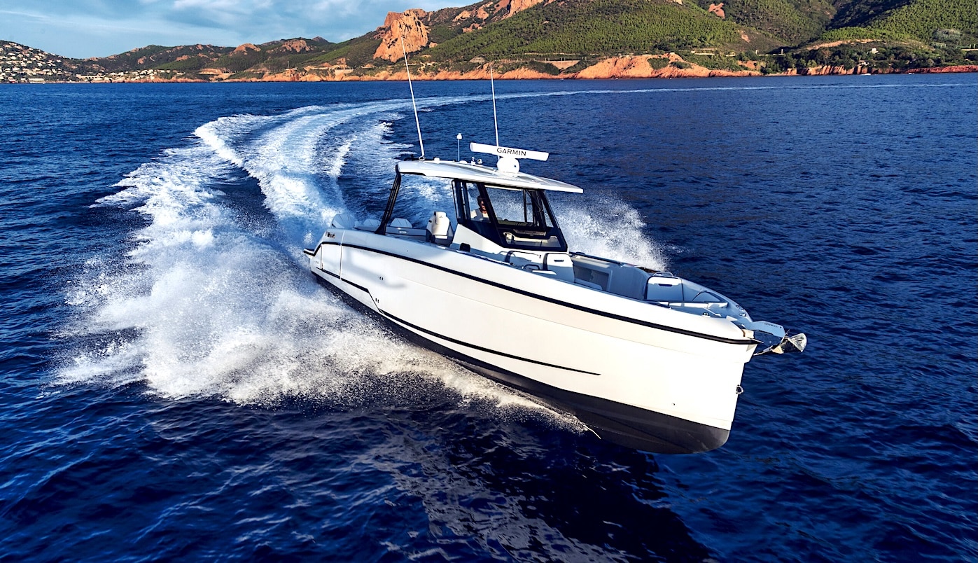 Wellcraft 38 T-TOP impressionnant et plein d’adrénaline, l’essai