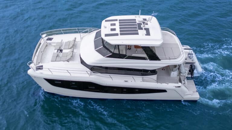 Aquila Power Catamarans dévoile quatre premières au Cannes Yachting Festival