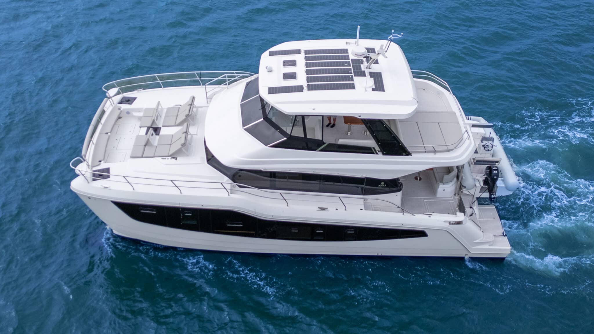 Aquila Power Catamarans dévoile quatre premières au Cannes Yachting Festival