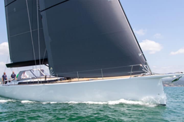 ice 70 sport photo