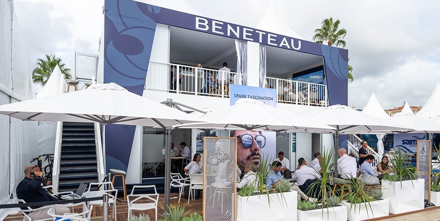 beneteau-stand-cannes beneteau-stand-cannes