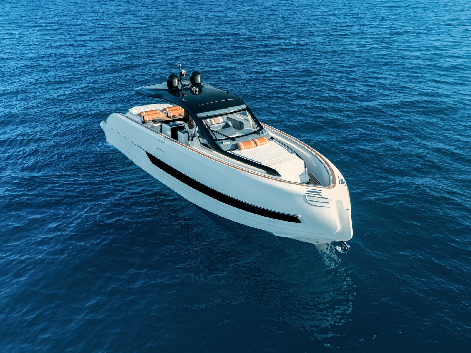 Invictus TT460 Shell Edition photo