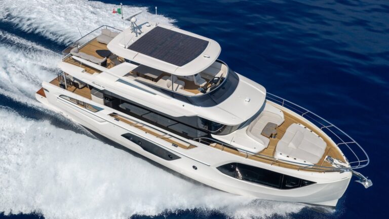Absolute Navetta 66 : essais en mer et analyse complète de la nouvelle création d’Absolute Yachts, ainsi que l’analyse complète du nouveau « Aurora »