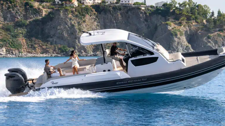 Cayman 41.0 Hard Top : essai en mer du nouveau modèle sportif de Ranieri International