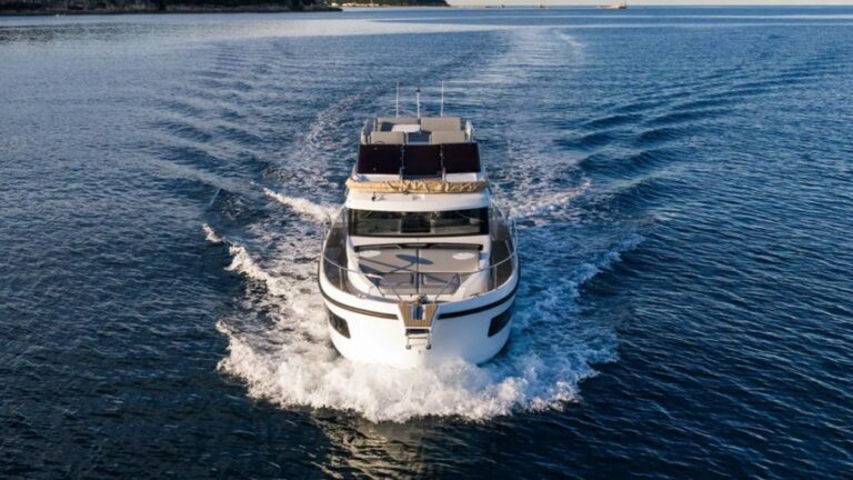 Delphia 11 : 250 chevaux pour une navigation plus rapide, plus efficace et plus silencieuse